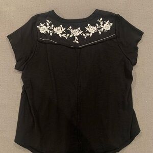 Reba Black Women’s Top